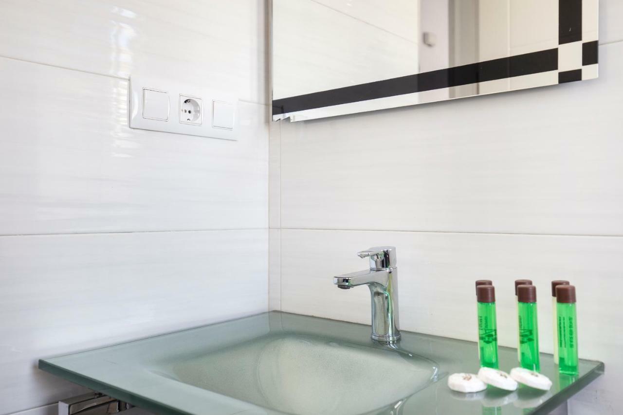 Apartamento Atico Real Suites Granada Eksteriør billede